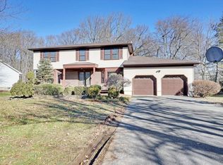26 Thomas Dr, Manalapan, NJ