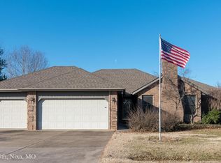 109 S 38th St, Nixa, MO 65714