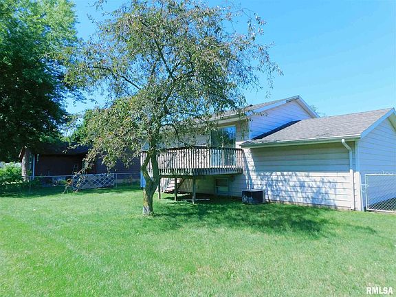 2nd image of 1408 S Queen Dr