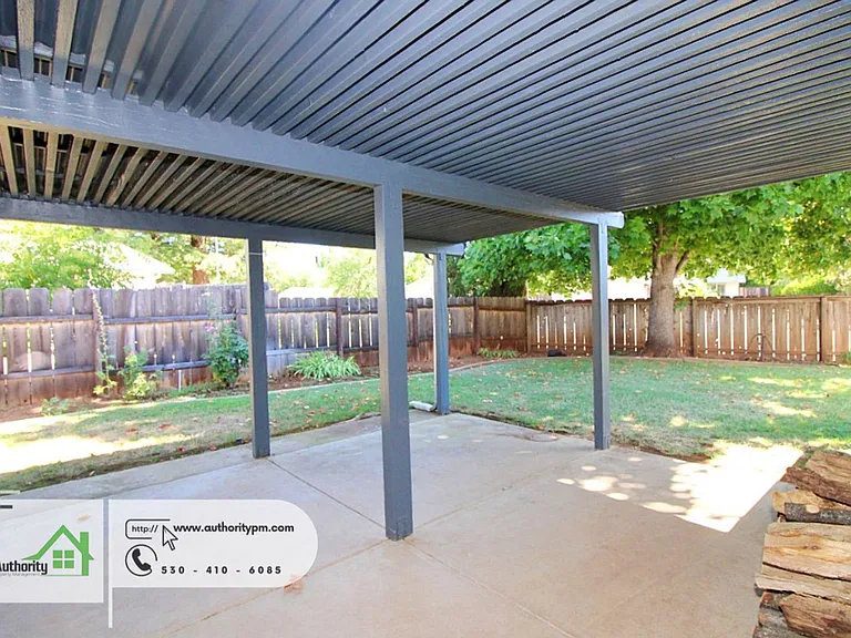 1748 Galaxy Way — Photo 24