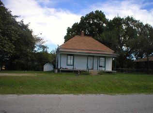 1009 S Park St, El Dorado Springs, MO 64744