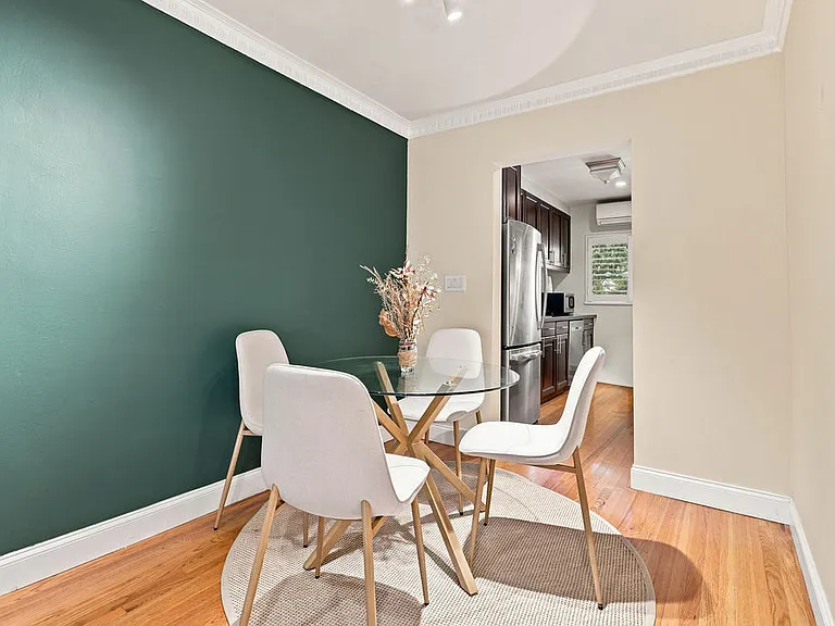 1615 N Laurel Ave #214 — Photo 14