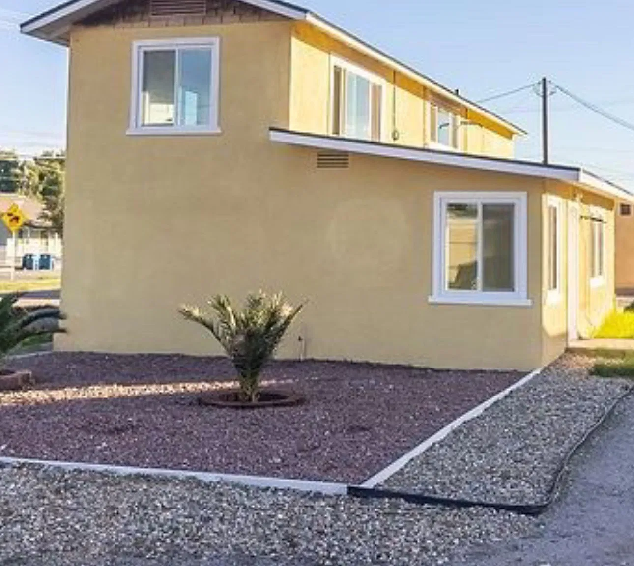 4 bed, 2.5 bath, 2400 sqft, $2,100 — Photo 1