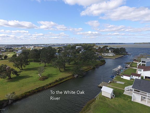 4th image of 331 Cedar Point Blvd