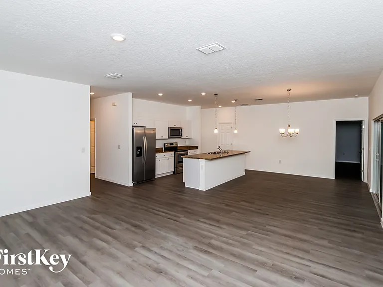 1298 Ginza Rd NW — Photo 3