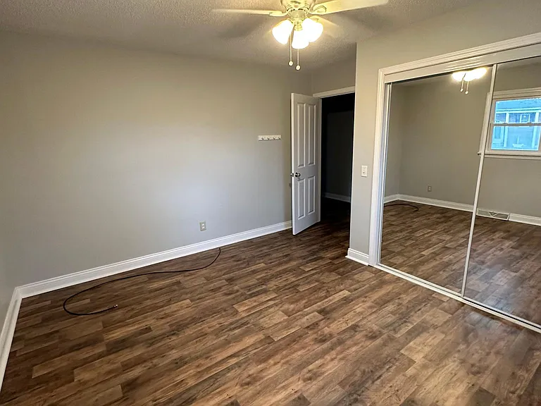 628 Mary Knoll Dr — Photo 10