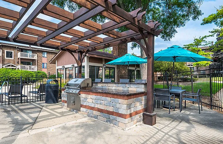 Lakeside at Wheaton Apartments — Photo 47