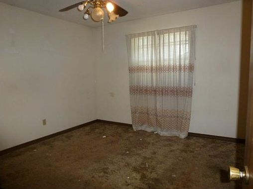5th image of 1703 N Interstate Highway 10 Service Rd E