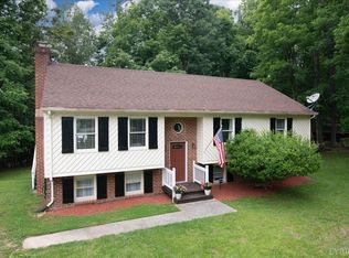 305 Cambridge Dr, Lynchburg, VA 24502