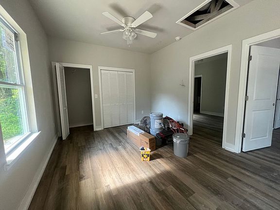 3rd image of 4111 NW 15th Pl