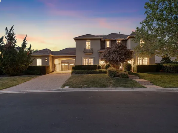 2307 Vineyard Heights Ln, Pleasanton, CA 94566