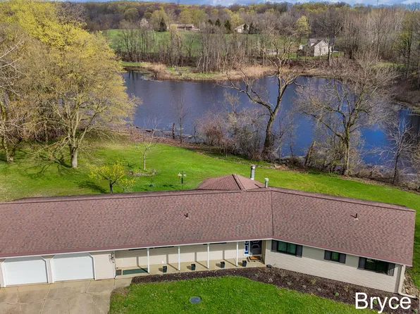 9901 Eastern Ave SE, Byron Center, MI 49315