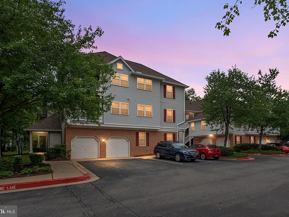 1st image of 5824 Wyndham Cir Unit 102