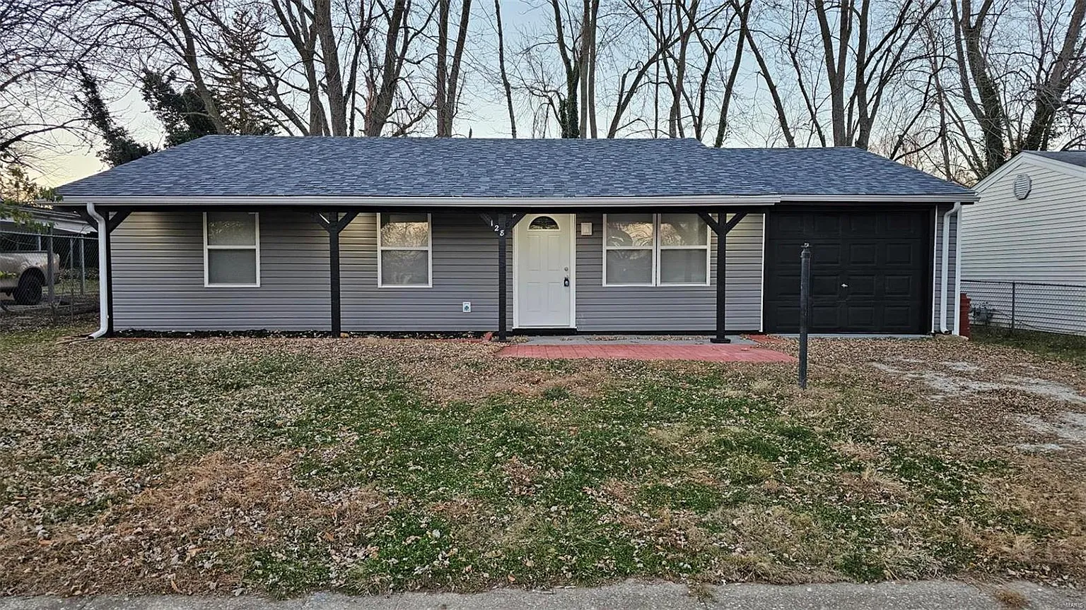 128 Rosette Dr photo 1