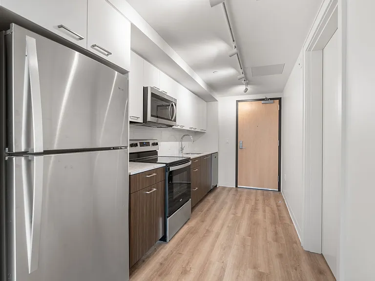 280 Western Ave #304 — Photo 4