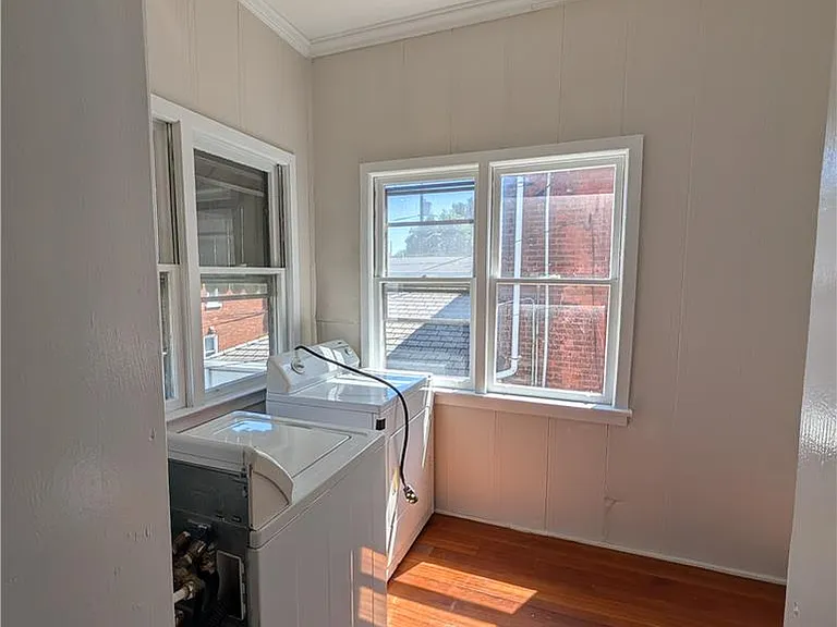 87 E Broad St #2 — Photo 10