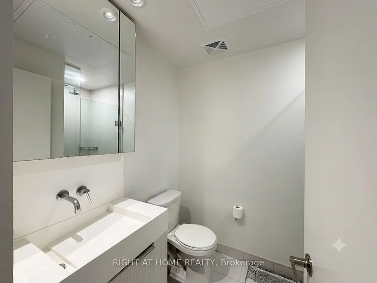 20 Richardson St #3106 — Photo 4