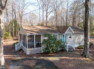 17 Sussex Dr, Ocean View, DE 19970