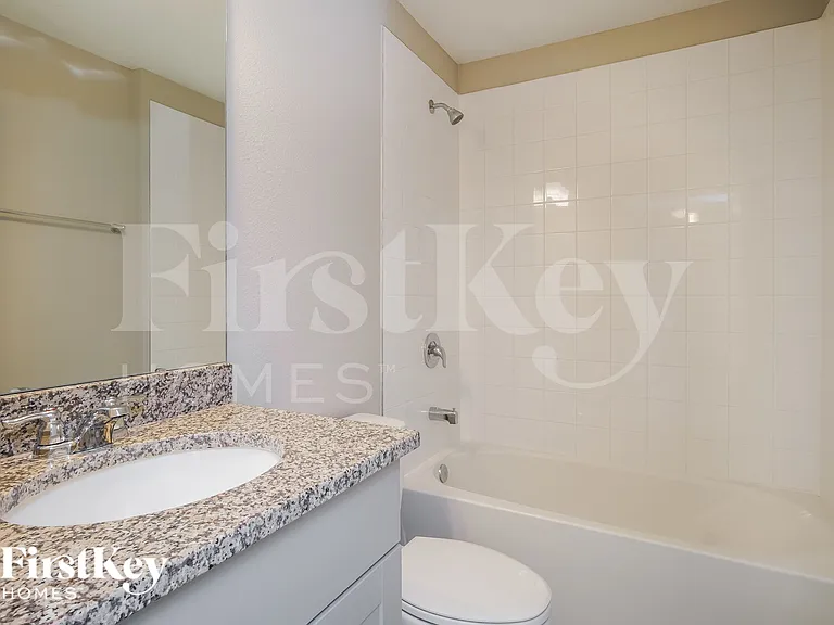 308 S Haven Ct — Photo 13