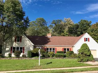 24 N Pond Rd, Cheshire, CT 06410