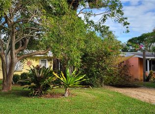 1570 5th Ct, Vero Beach, FL 32960