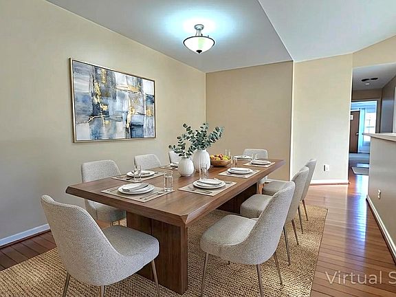 3rd image of 1241 Ballantrae Pl APT E