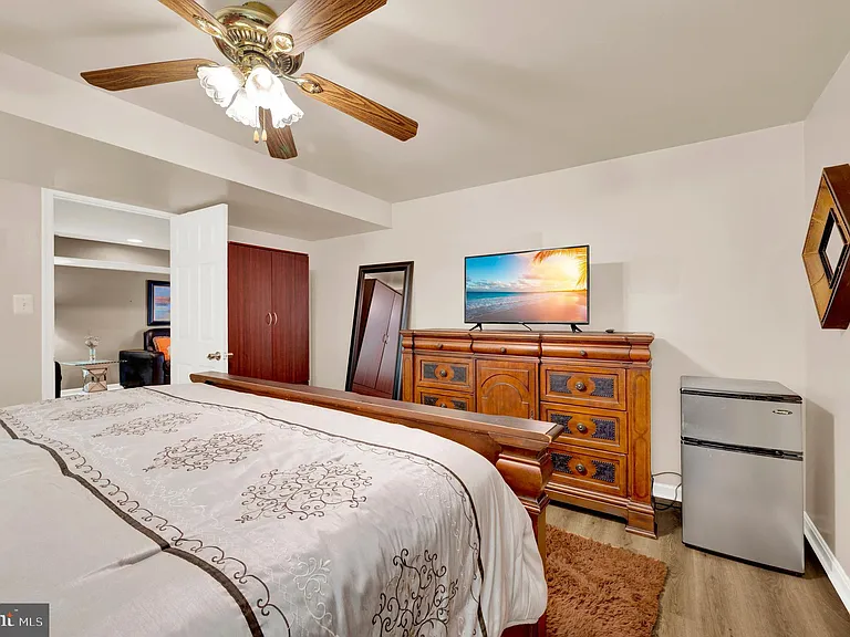 533 Rubens Cir — Photo 59