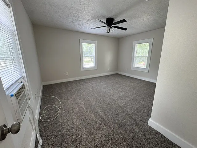 1531 S 8th St — Photo 16