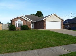 902 SW Cheyenne Dr, Bentonville, AR 72712