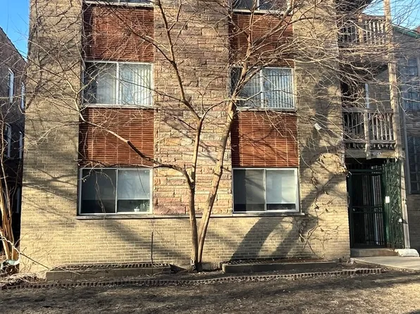 1324 W Greenleaf Ave APT 1B, Chicago, IL 60626