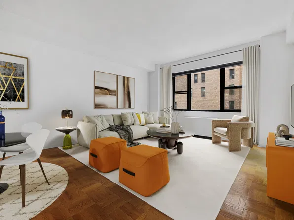 7 Park Avenue image 1 of 12