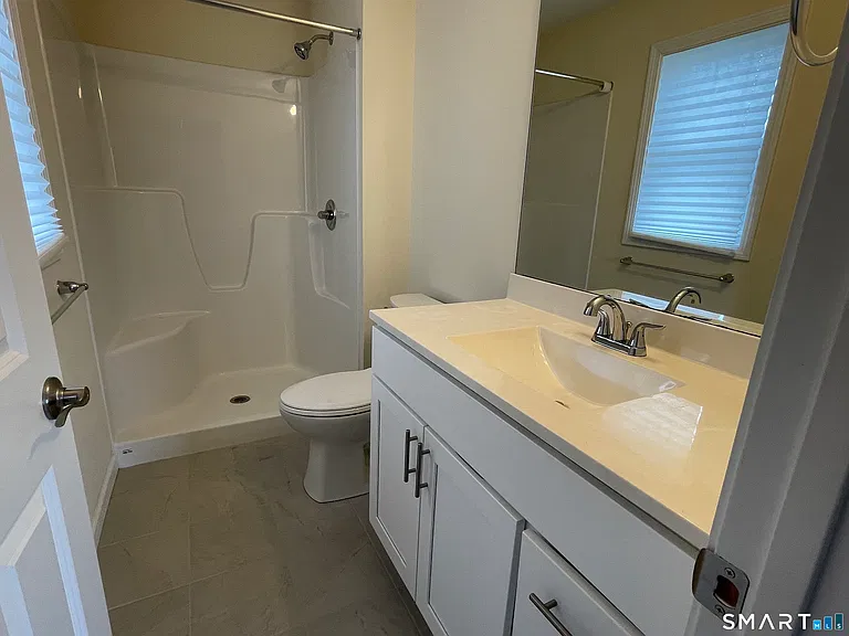 28 Woodside Broadmoor Dr — Photo 20