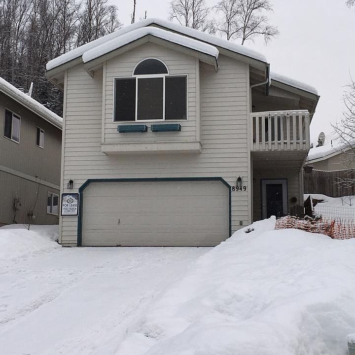 1st image of 8949 Meadow Park Cir