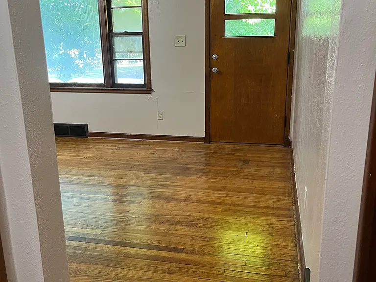 5201 Douglas Ave — Photo 26