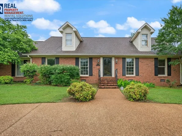 2307 Londonderry Dr, Murfreesboro, TN 37129