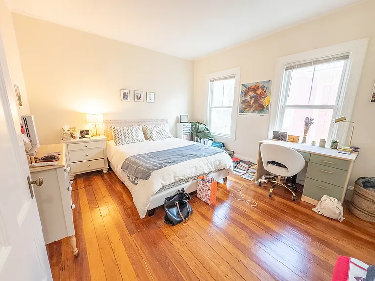 11 Wendell St — Photo 7