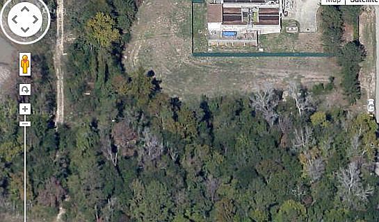 3rd image of Laurel Springs Ln