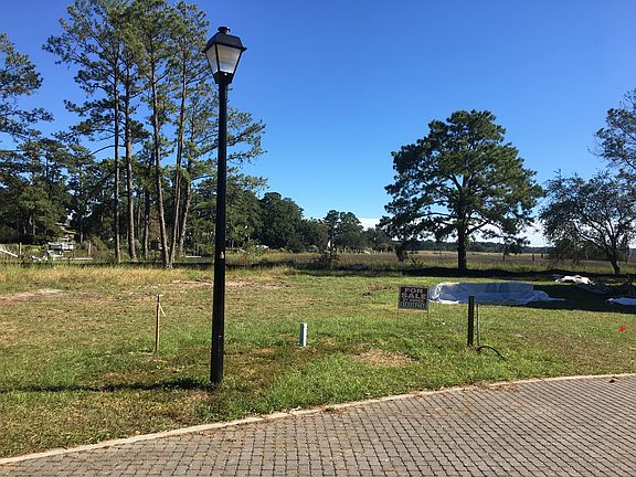 3rd image of 111 Newbridge Road Savannah #31404