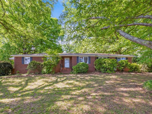 1102 Garrison Rd, Anderson, SC 29625
