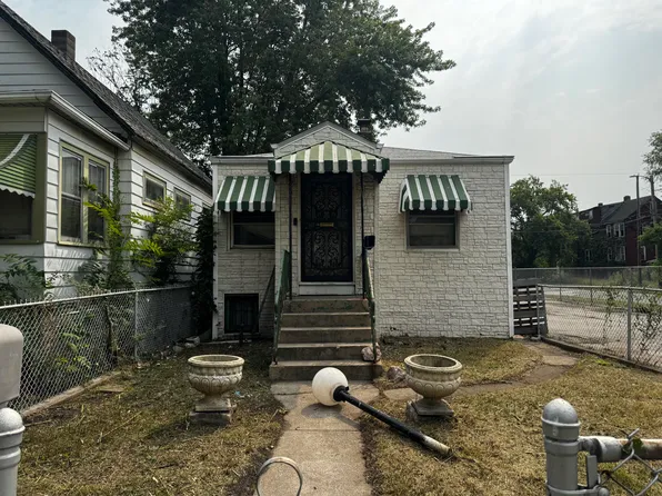 2589 Jefferson St, Gary, IN 46407