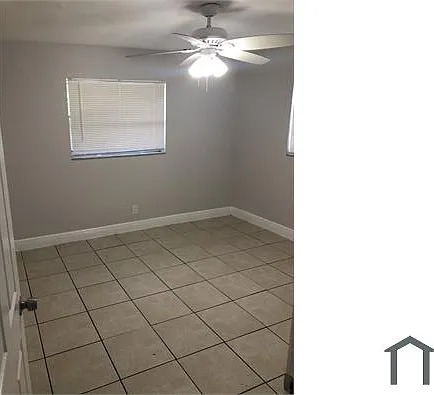 5317 NW 18th Ct — Photo 3