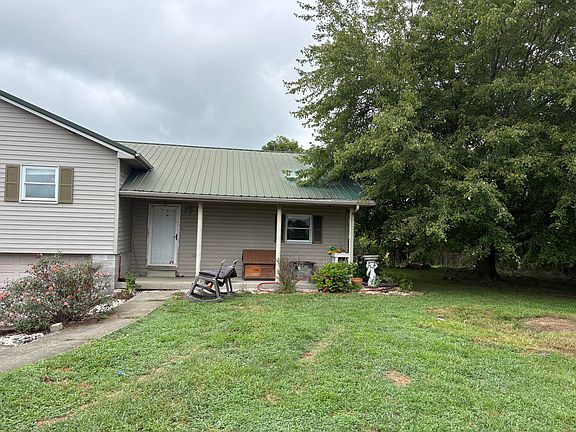 4th image of 448 Keavy Craigs Creek Rd