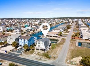 115 E 2nd St, Ocean Isle Beach, NC 28469
