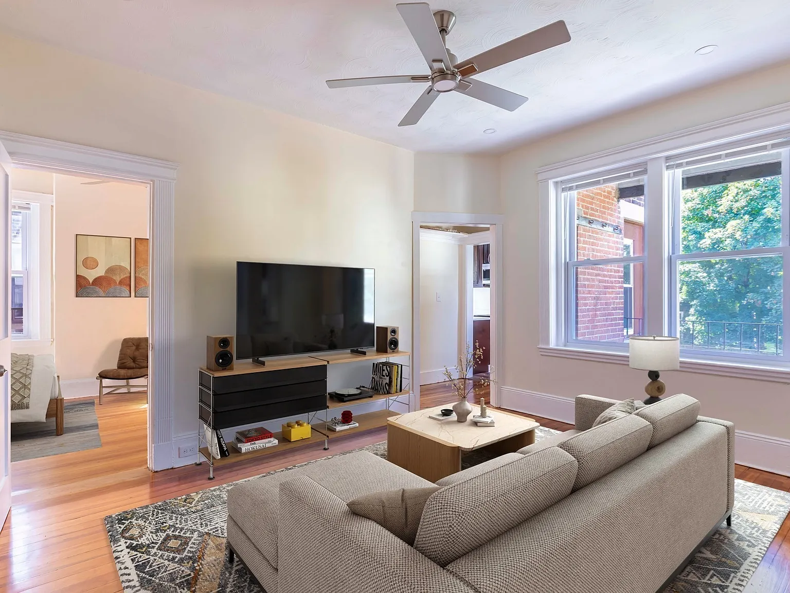 2 bed, 1.0 bath, 1000 sqft, $2,675 — Photo 1