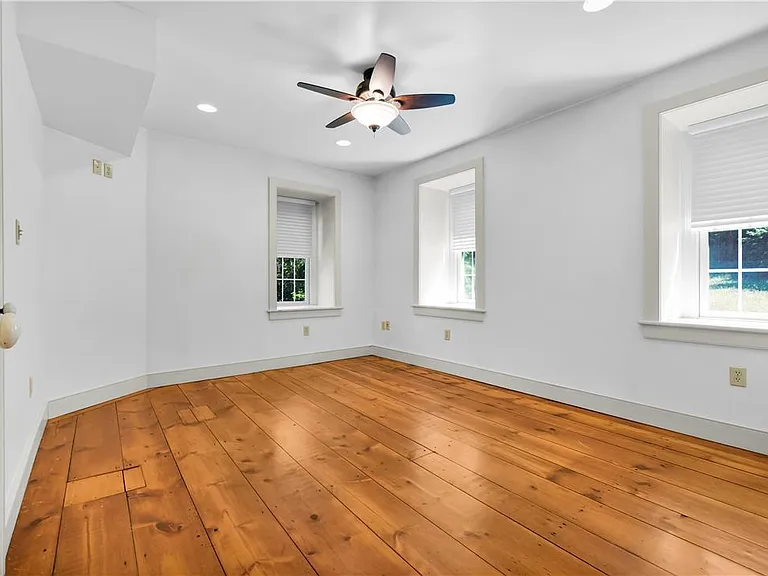 2408 Applewood Dr — Photo 13