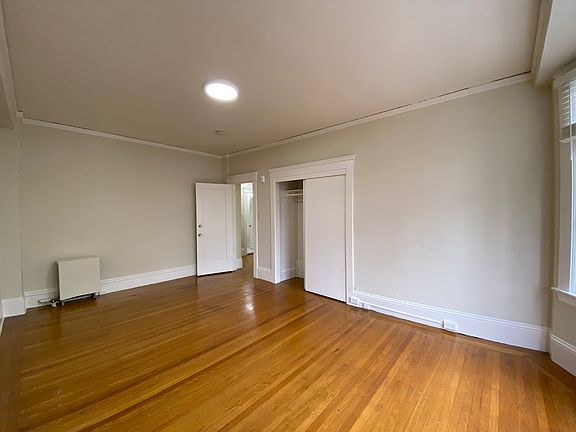2nd image of 887 Bush St APT 410