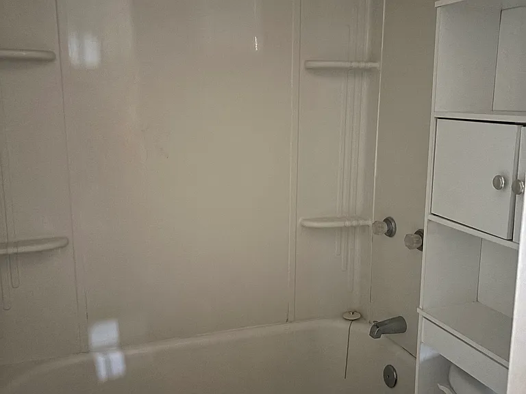 816 Washington St #6 — Photo 9