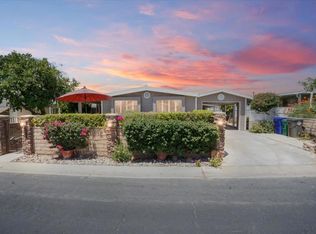 39833 Chimney Flats Dr, Palm Desert, CA 92260