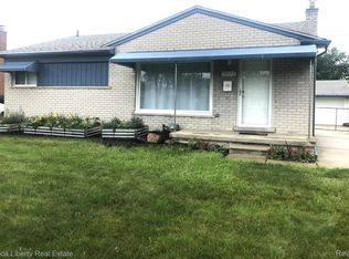 32052 Joy Rd, Livonia, MI 48150