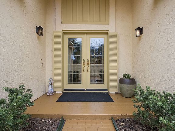 2nd image of 24812 El Nora Pl
